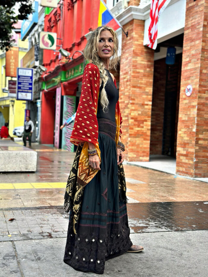Falda Antigua Tribal  bordada Kutch - Imagen 3