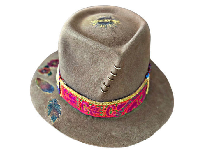 Love Hat