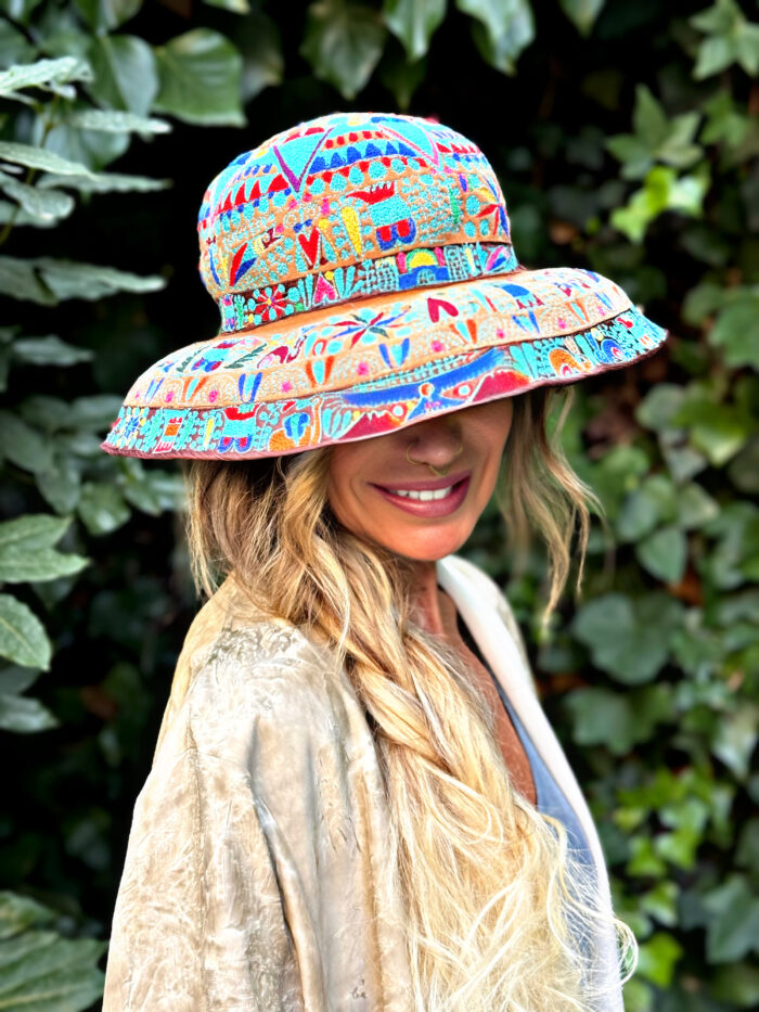 Hanan Pacha Hat - Imagen 4