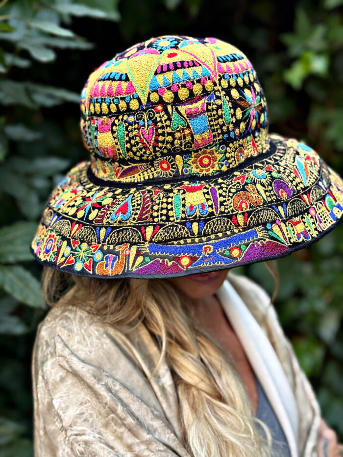 Hanan Pacha  Hat - Imagen 5